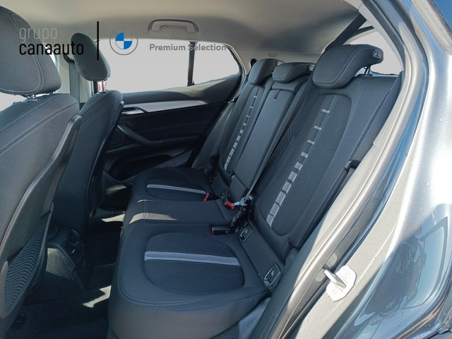BMW X2 xDrive25e color Gris. Año 2021. 162KW(220CV). Híbrido Electro/Gasolina. En concesionario TACO de Sta. C. Tenerife