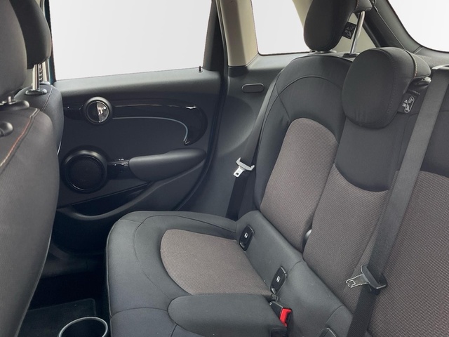 fotoG 8 del MINI MINI Cooper 5 Puertas 100 kW (136 CV) 136cv Gasolina del 2023 en Murcia