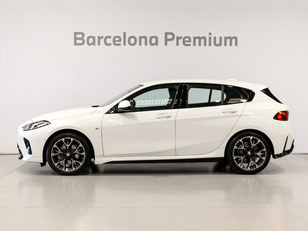 Fotos de BMW Serie 1 120i color Blanco. Año 2025. 125KW(170CV). Gasolina. En concesionario Barcelona Premium -- GRAN VIA de Barcelona