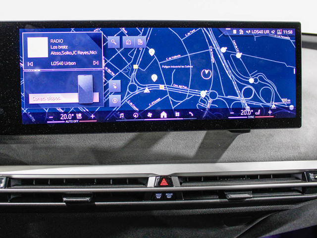 BMW iX xDrive45 color Negro. Año 2025. 300KW(408CV). Eléctrico. En concesionario Barcelona Premium -- GRAN VIA de Barcelona