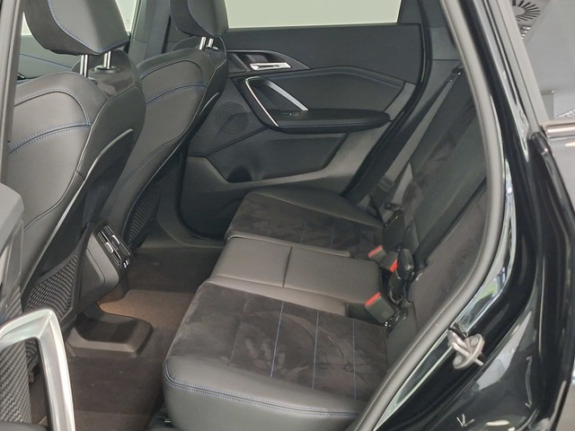 BMW X1 sDrive18d color Negro. Año 2024. 110KW(150CV). Diésel. En concesionario Automoviles Bertolin S.L. de Valencia