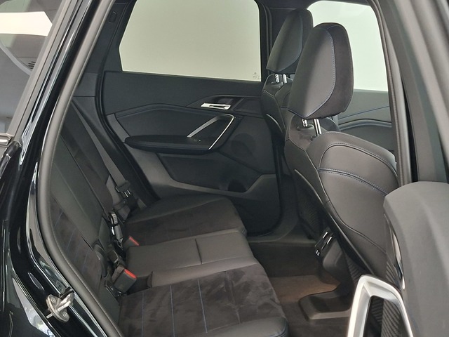 BMW X1 sDrive18d color Negro. Año 2024. 110KW(150CV). Diésel. En concesionario Automoviles Bertolin S.L. de Valencia