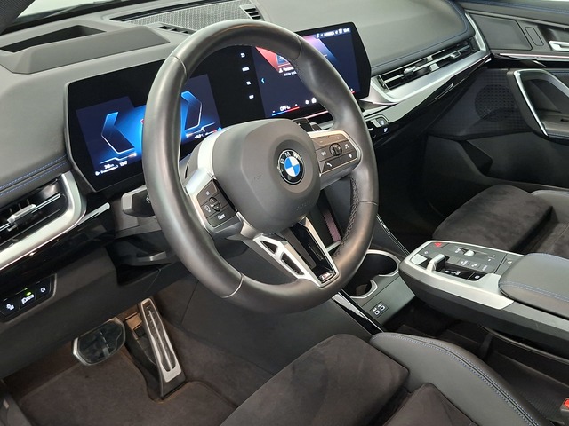 BMW X1 sDrive18d color Negro. Año 2024. 110KW(150CV). Diésel. En concesionario Automoviles Bertolin S.L. de Valencia