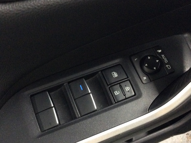 Toyota Rav4 2.5l hybrid Luxury 4WD 163 kW (222 CV)