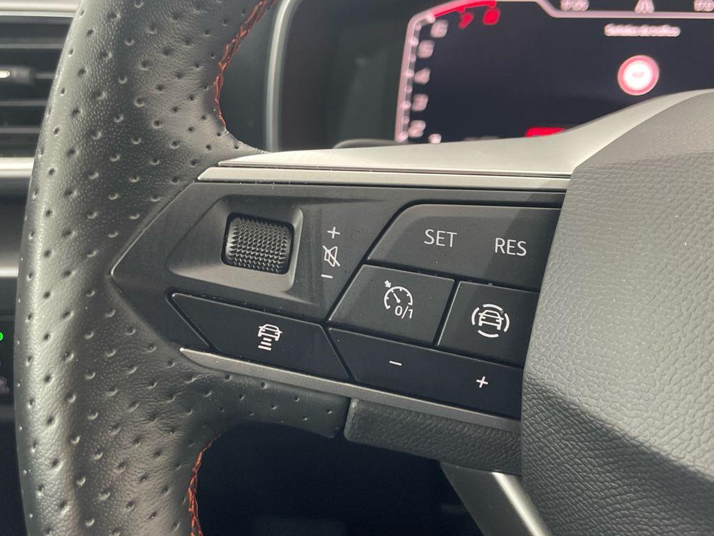 SEAT León 1.5 eTSI - 9