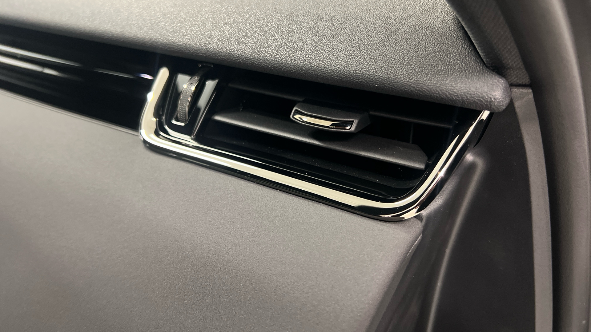 Land Rover Range Rover Evoque P160 MHEV - 32