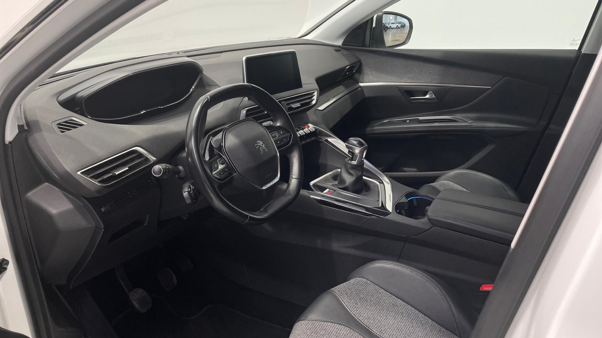 Peugeot 5008 BlueHDI 130 - 8