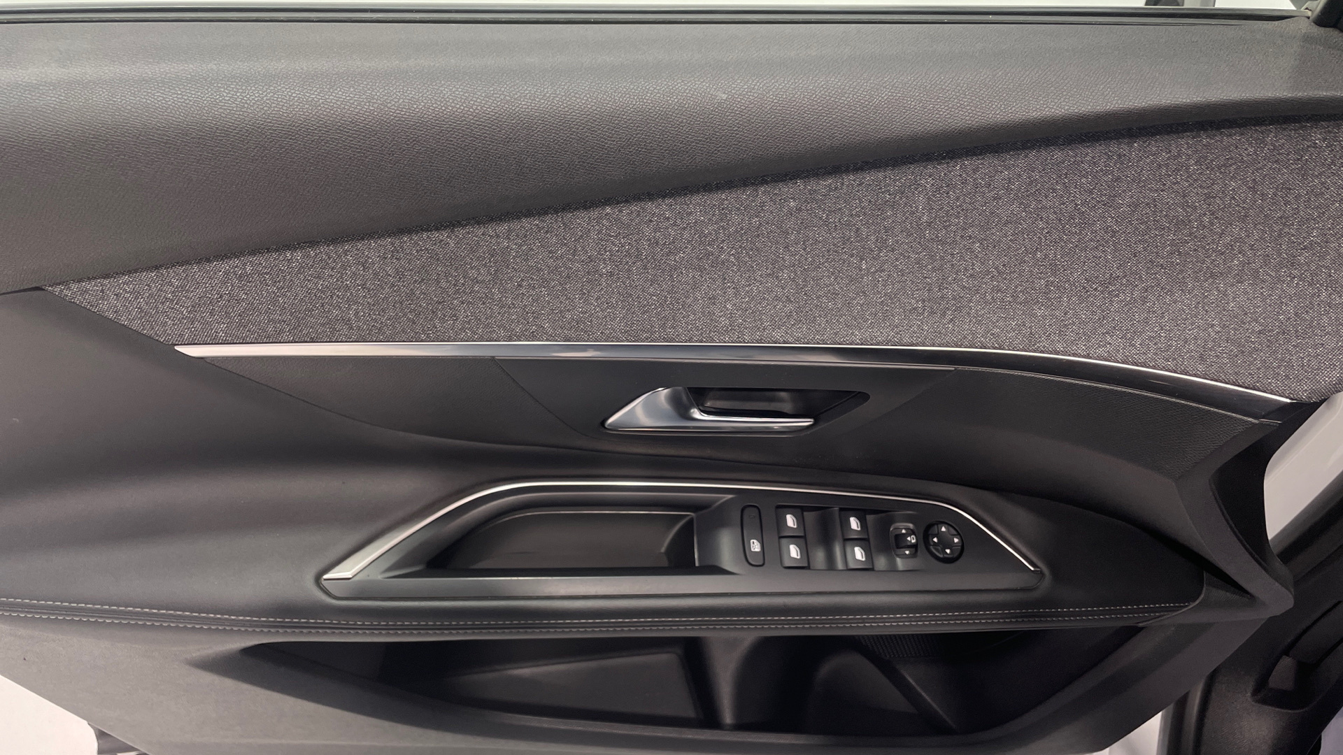 Peugeot 5008 BlueHDI 130 - 9