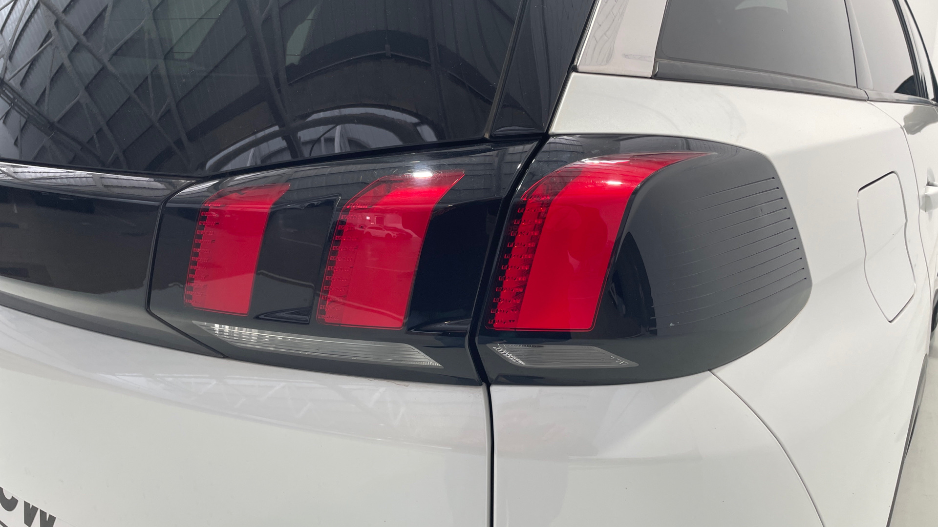 Peugeot 5008 BlueHDI 130 - 18