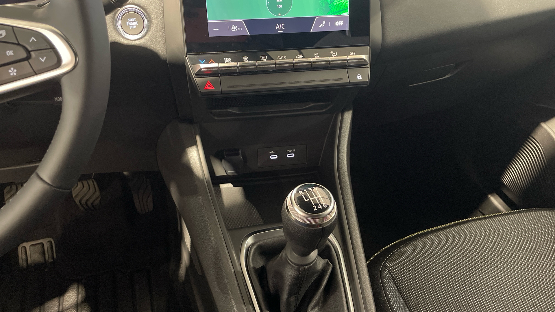 Renault Captur TCe 90 - 16
