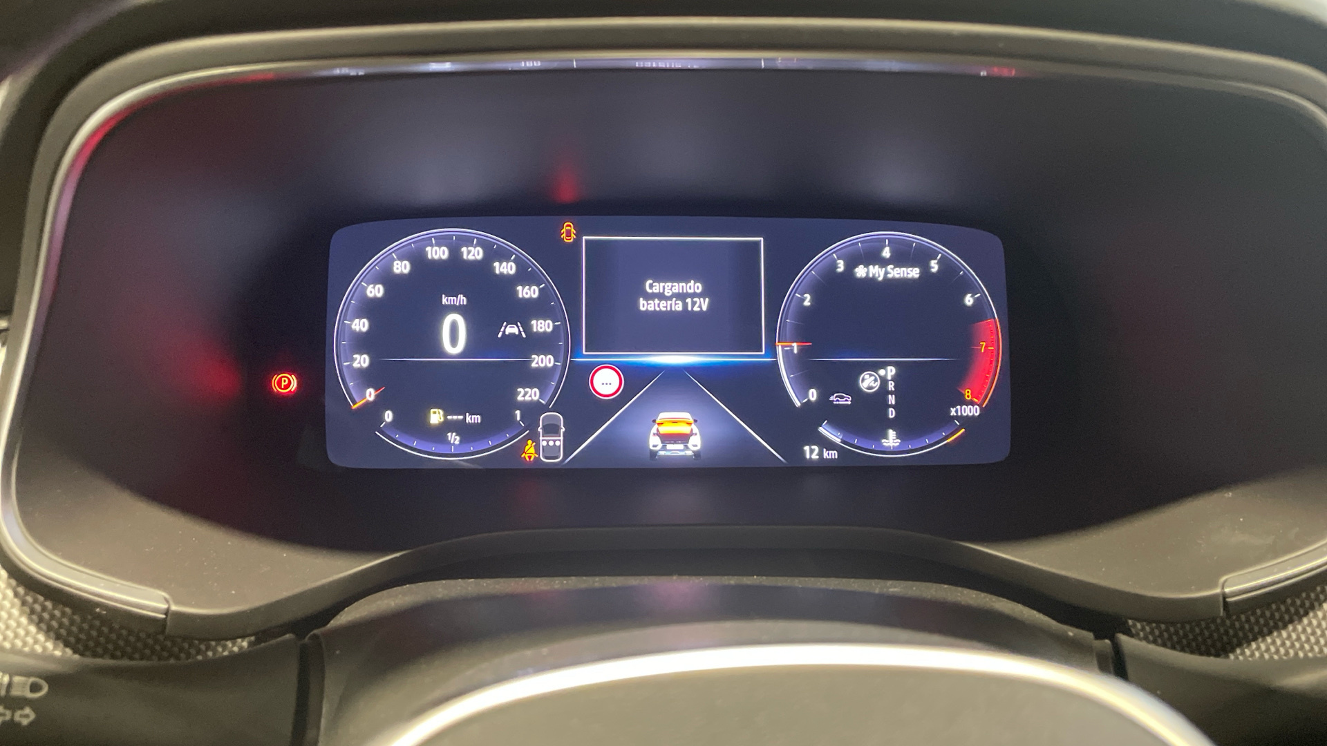 Renault Arkana E-Tech 145 - 6