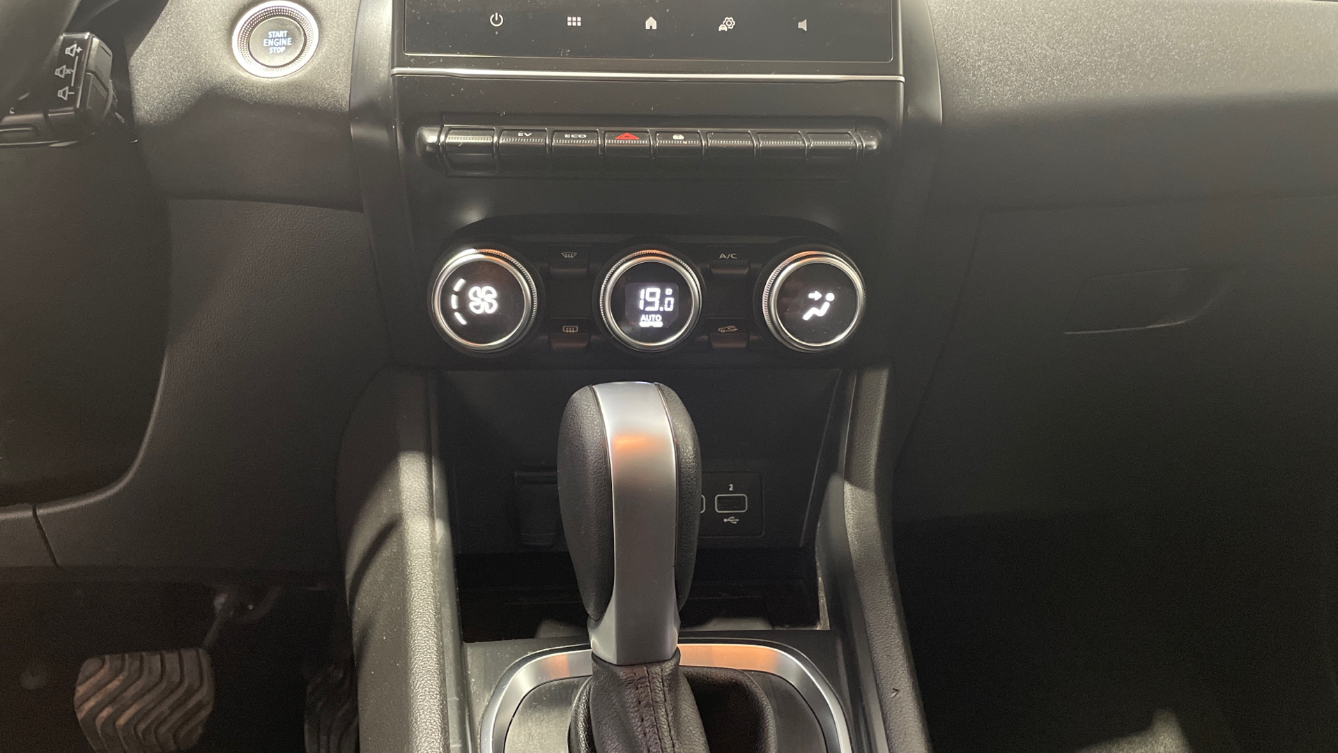 Renault Captur E-Tech Híbrido - 16