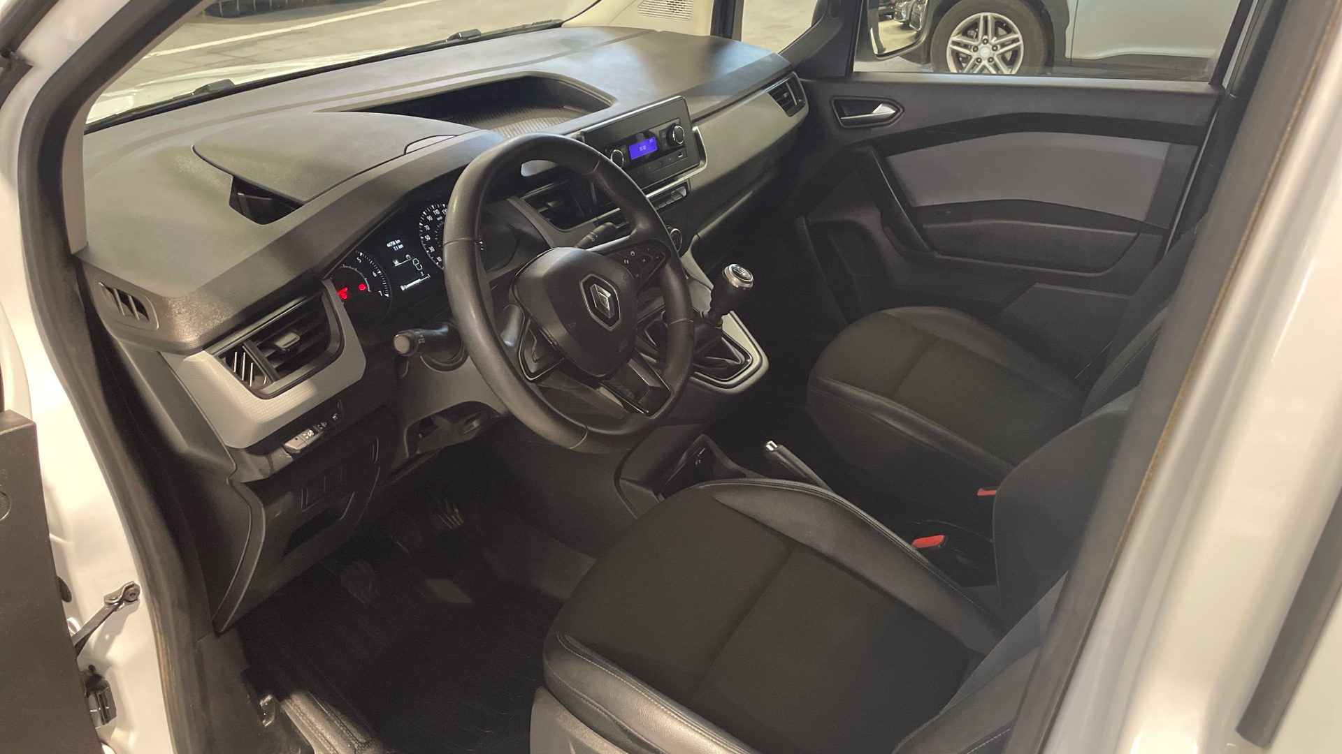 Renault Kangoo Furgon dCi 75 - 8