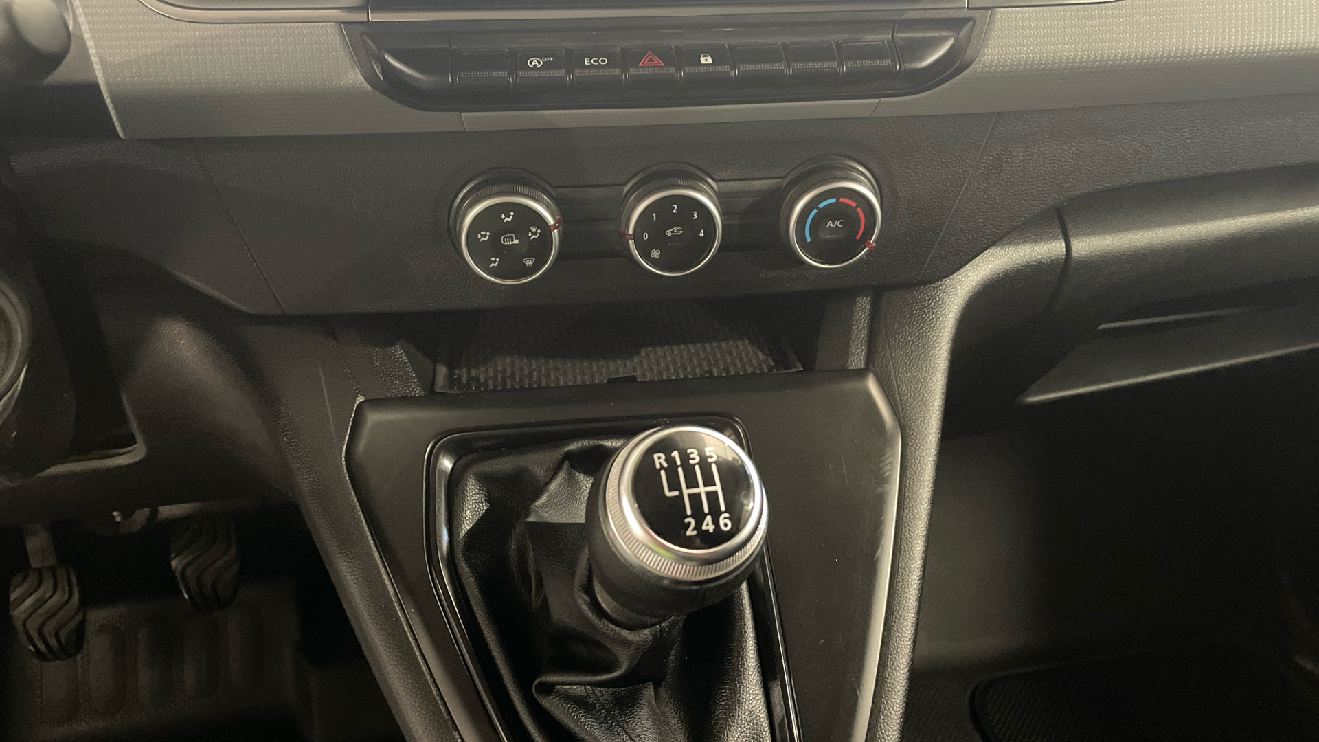 Renault Kangoo Furgon dCi 75 - 16
