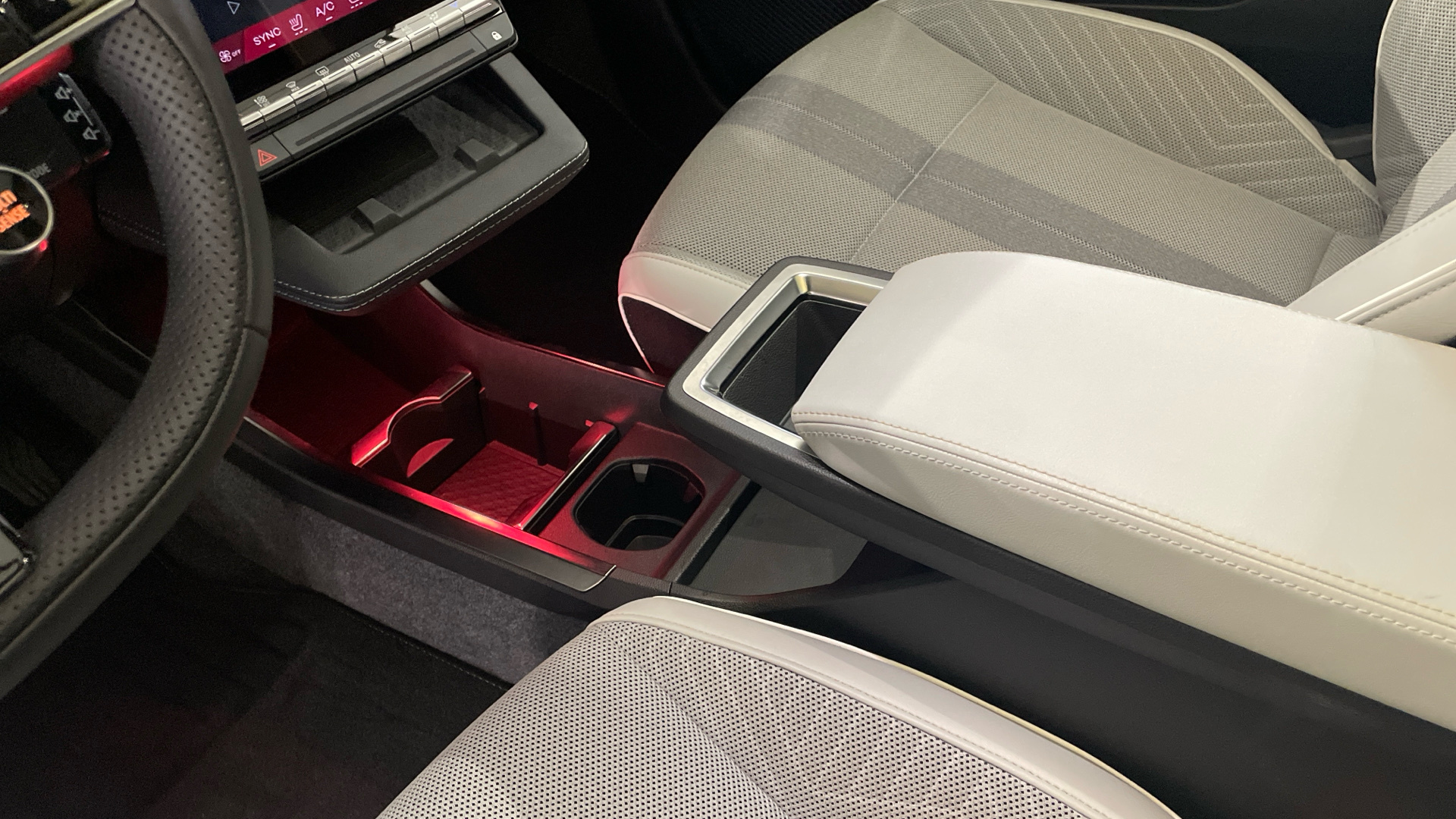 Renault Scenic E-Tech 218 - 17