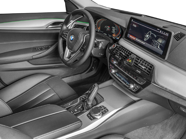 BMW Serie 5 530d Touring color Gris. Año 2025. 210KW(286CV). Diésel. En concesionario Caetano Cuzco, Alcalá de Madrid