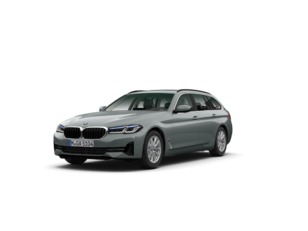 Fotos de BMW Serie 5 530d Touring color Gris. Año 2024. 210KW(286CV). Diésel. En concesionario Caetano Cuzco, Alcalá de Madrid