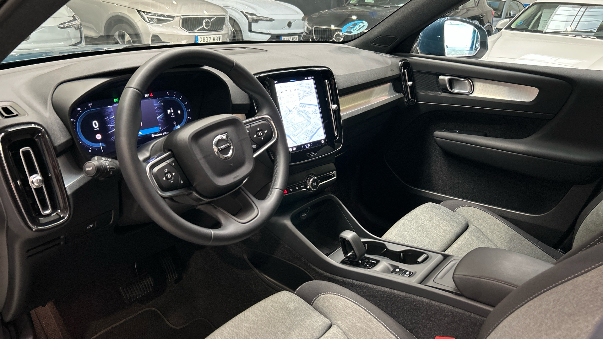 Volvo XC40 segunda mano 72397055 - 4 Volvo XC40 segunda mano 72397055 - 4