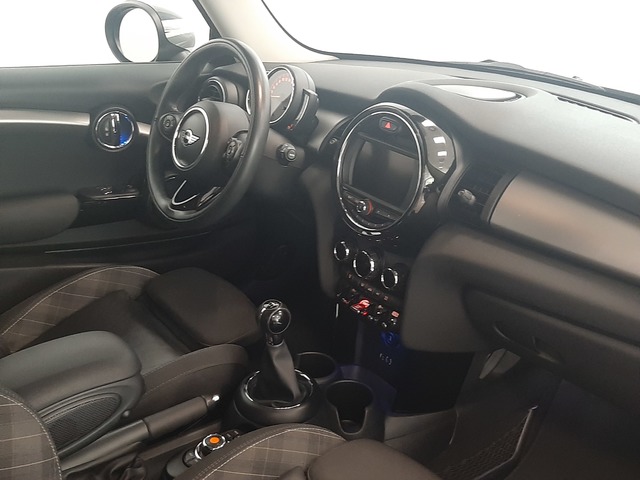 fotoG 16 del MINI MINI 3 Puertas Cooper 100 kW (136 CV) 136cv Gasolina del 2018 en Valencia