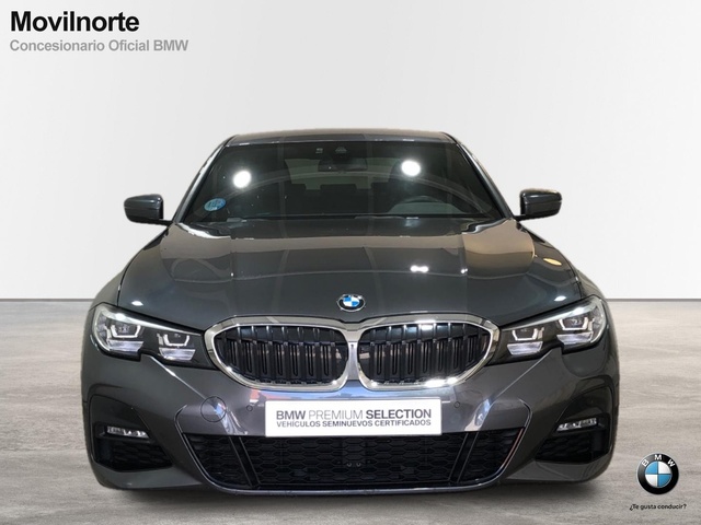 BMW Serie 3 320d color Gris. Año 2021. 140KW(190CV). Diésel. En concesionario Movilnorte El Plantio de Madrid