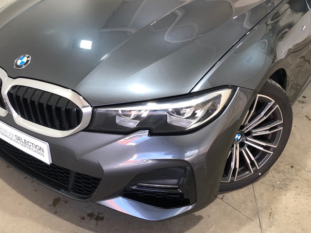 BMW Serie 3 320d color Gris. Año 2021. 140KW(190CV). Diésel. En concesionario Movilnorte El Plantio de Madrid