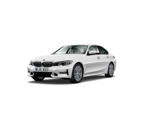 Fotos de BMW Serie 3 320i color Blanco. Año 2021. 135KW(184CV). Gasolina. En concesionario Movilnorte El Carralero de Madrid