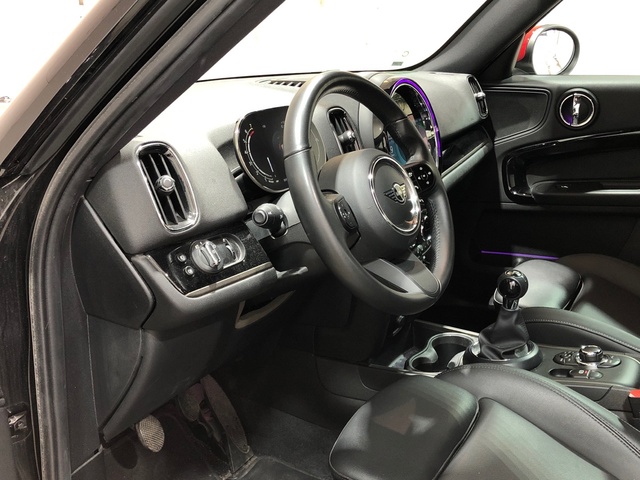 fotoG 10 del MINI MINI Countryman Cooper 100 kW (136 CV) 136cv Gasolina del 2022 en Madrid