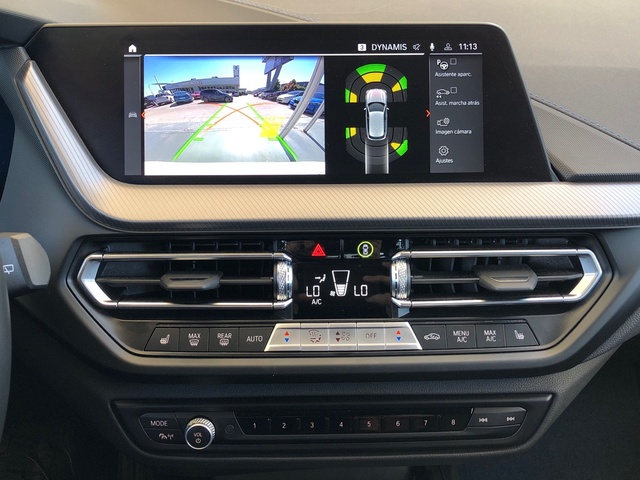BMW Serie 1 118d color Blanco. Año 2024. 110KW(150CV). Diésel. En concesionario Vehinter Getafe de Madrid