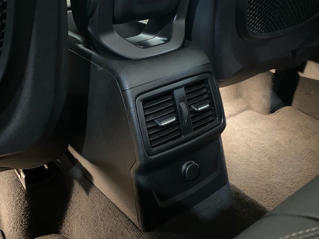 BMW X1 sDrive18d color Azul. Año 2018. 110KW(150CV). Diésel. En concesionario Burgocar (Bmw y Mini) de Burgos