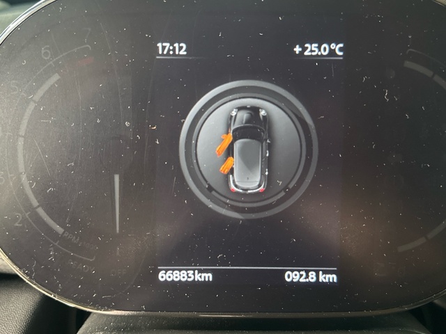 fotoG 15 del MINI MINI 5 Puertas Cooper 100 kW (136 CV) 136cv Gasolina del 2021 en Asturias