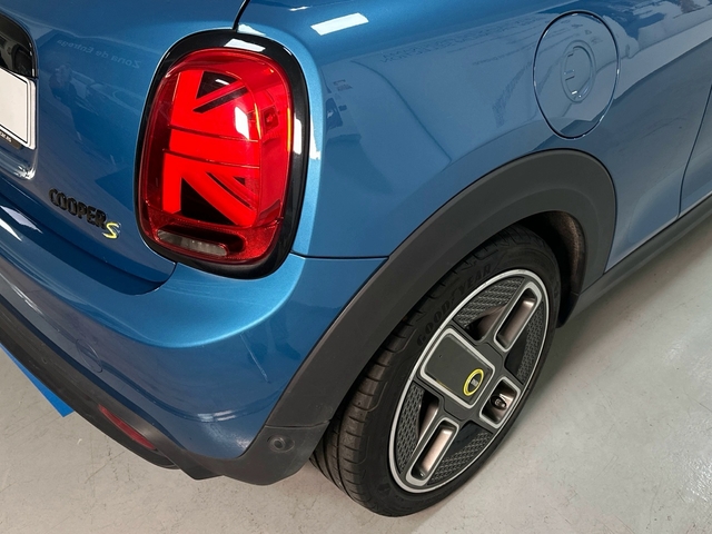 fotoG 12 del MINI MINI 3 Puertas Cooper SE 135 kW (184 CV) 184cv Eléctrico del 2021 en Asturias