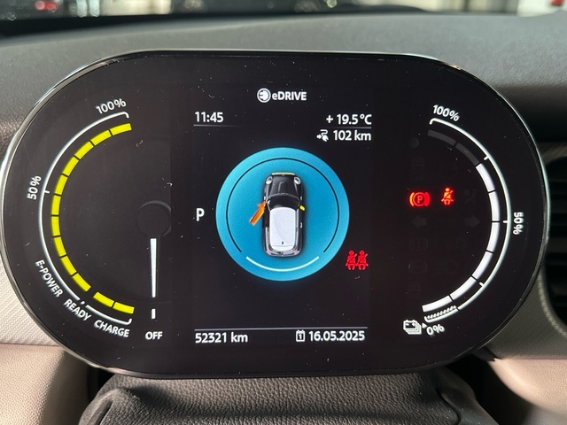 fotoG 16 del MINI MINI 3 Puertas Cooper SE 135 kW (184 CV) 184cv Eléctrico del 2021 en Asturias