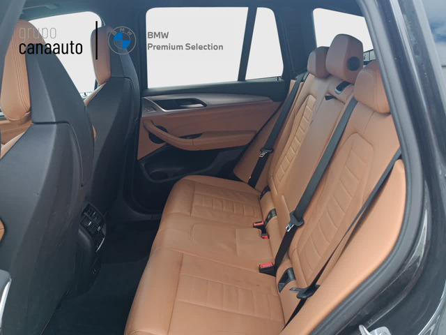 BMW X3 xDrive30e color Gris. Año 2021. 215KW(292CV). Híbrido Electro/Gasolina. En concesionario TACO de Sta. C. Tenerife