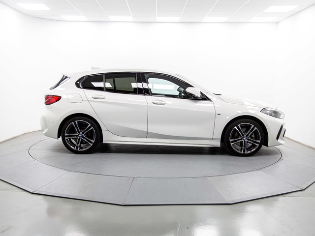 BMW Serie 1 118i color Blanco. Año 2021. 103KW(140CV). Gasolina. En concesionario Móvil Begar Alicante de Alicante