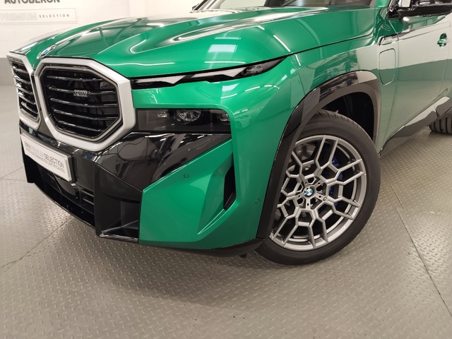 BMW XM 50e color Verde. Año 2025. 350KW(476CV). Híbrido Electro/Gasolina. En concesionario Autoberón de La Rioja