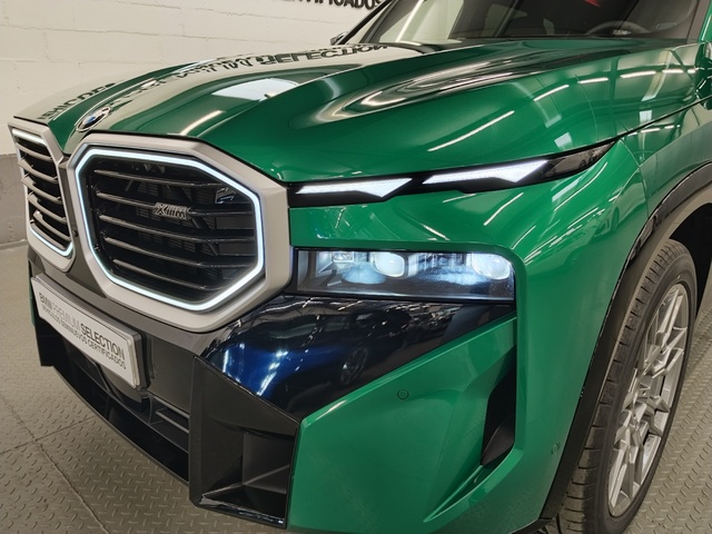 BMW XM 50e color Verde. Año 2025. 350KW(476CV). Híbrido Electro/Gasolina. En concesionario Autoberón de La Rioja