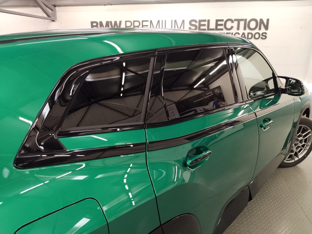 BMW XM 50e color Verde. Año 2025. 350KW(476CV). Híbrido Electro/Gasolina. En concesionario Autoberón de La Rioja