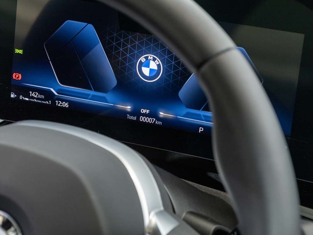 BMW X1 sDrive18d color Blanco. Año 2024. 110KW(150CV). Diésel. En concesionario Oliva Motor Girona de Girona