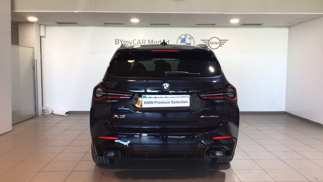 BMW X3 xDrive20d color Negro. Año 2022. 140KW(190CV). Diésel. En concesionario BYmyCAR Madrid - Alcalá de Madrid