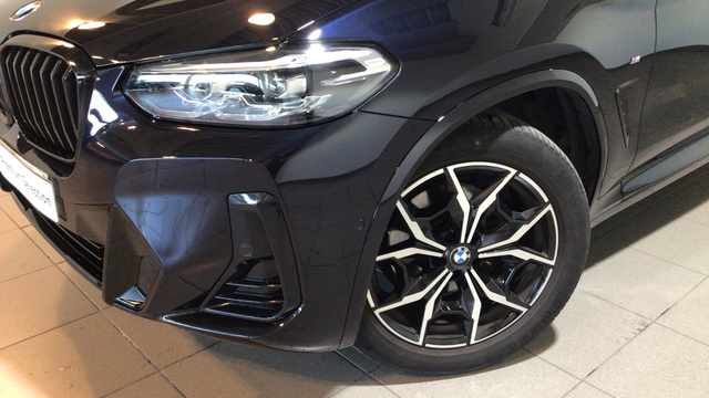 BMW X3 xDrive20d color Negro. Año 2022. 140KW(190CV). Diésel. En concesionario BYmyCAR Madrid - Alcalá de Madrid