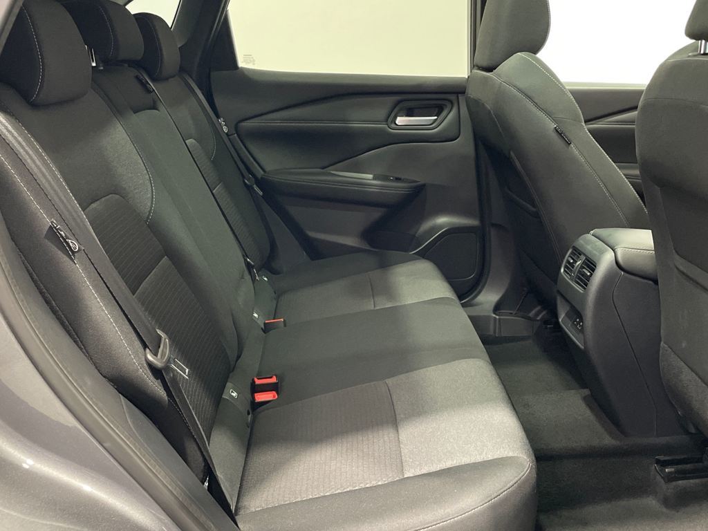 Nissan Qashqai DIG-T mHEV - 12