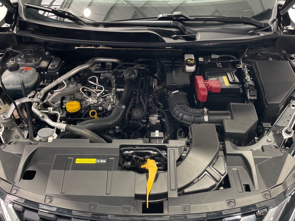 Nissan Qashqai DIG-T mHEV - 15