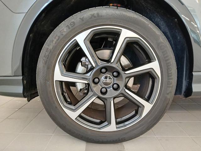 Audi Q3 Black line 35 TFSI 110 kW (150 CV) S tronic