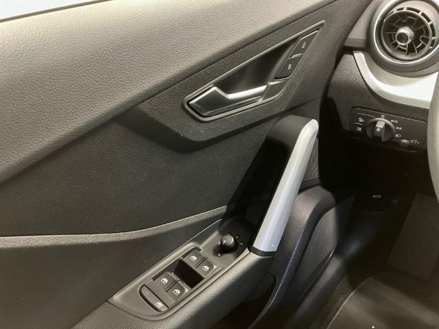 Audi Q2 design 30 TFSI 85 kW (116 CV)