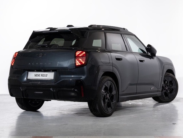 fotoG 3 del MINI MINI Aceman E 135 kW (184 CV) 184cv Eléctrico del 2025 en Girona