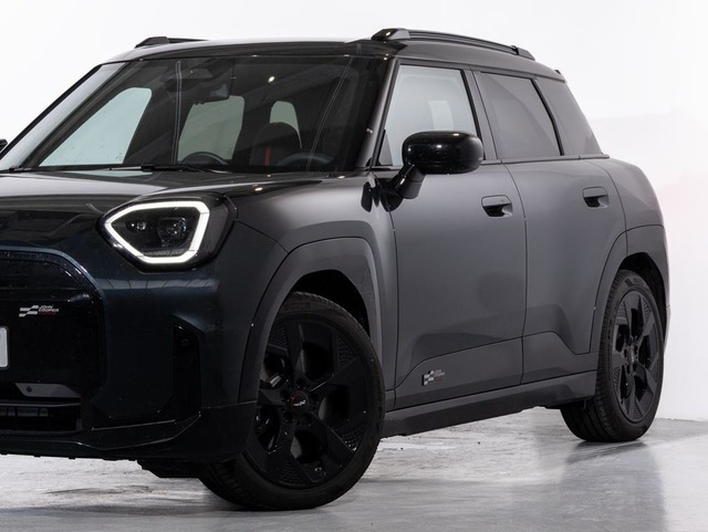 fotoG 5 del MINI MINI Aceman E 135 kW (184 CV) 184cv Eléctrico del 2025 en Girona