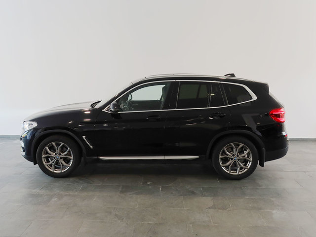 BMW X3 xDrive20d color Negro. Año 2020. 140KW(190CV). Diésel. En concesionario Autogal de Ourense