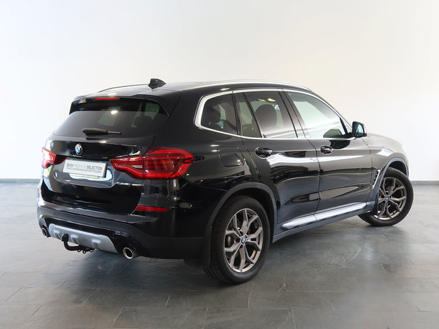 BMW X3 xDrive20d color Negro. Año 2020. 140KW(190CV). Diésel. En concesionario Autogal de Ourense