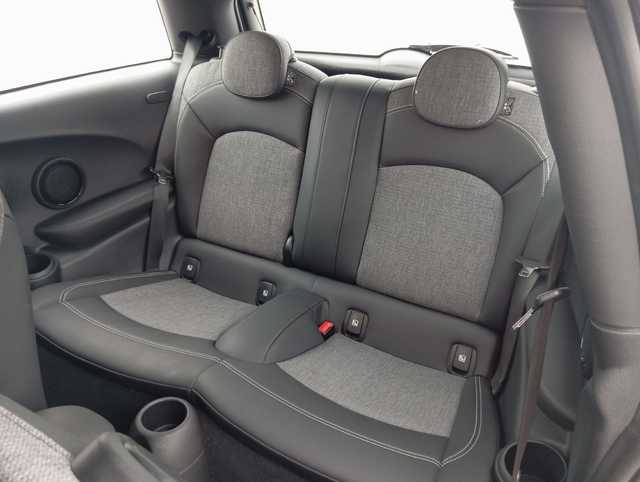 fotoG 8 del MINI MINI Cooper SE 135 kW (184 CV) 184cv Eléctrico del 2020 en Zaragoza