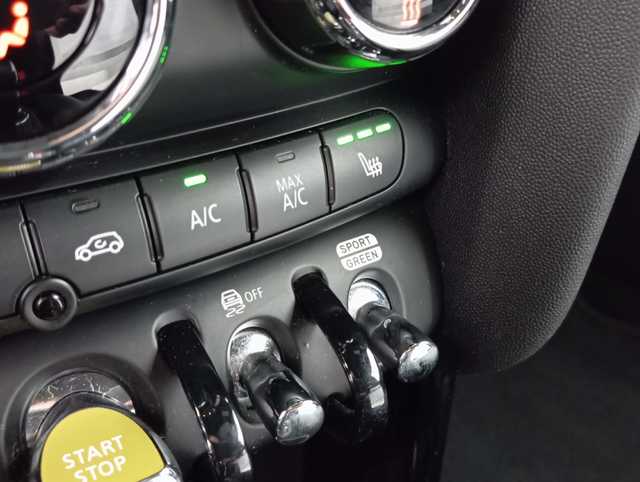 fotoG 21 del MINI MINI Cooper SE 135 kW (184 CV) 184cv Eléctrico del 2020 en Zaragoza